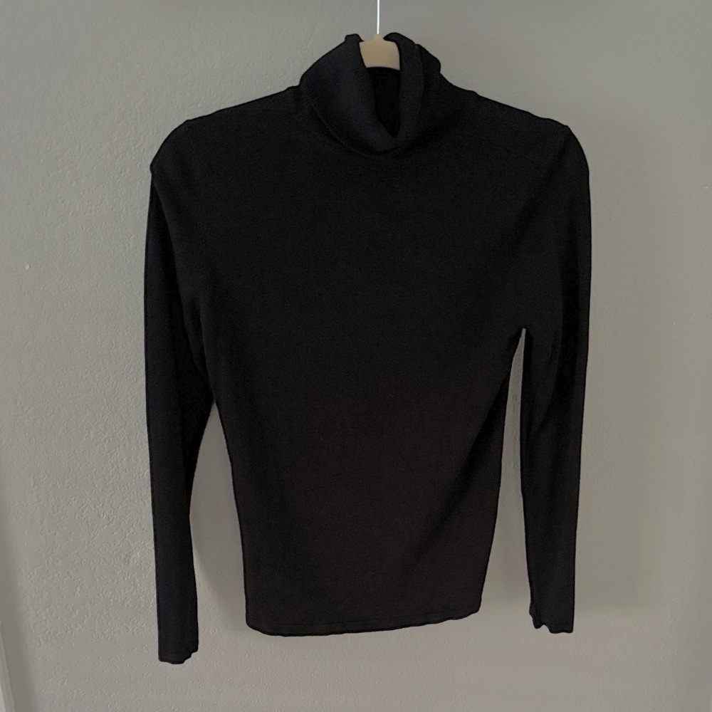 T Tahari Black Long Sleeve Turtleneck Top